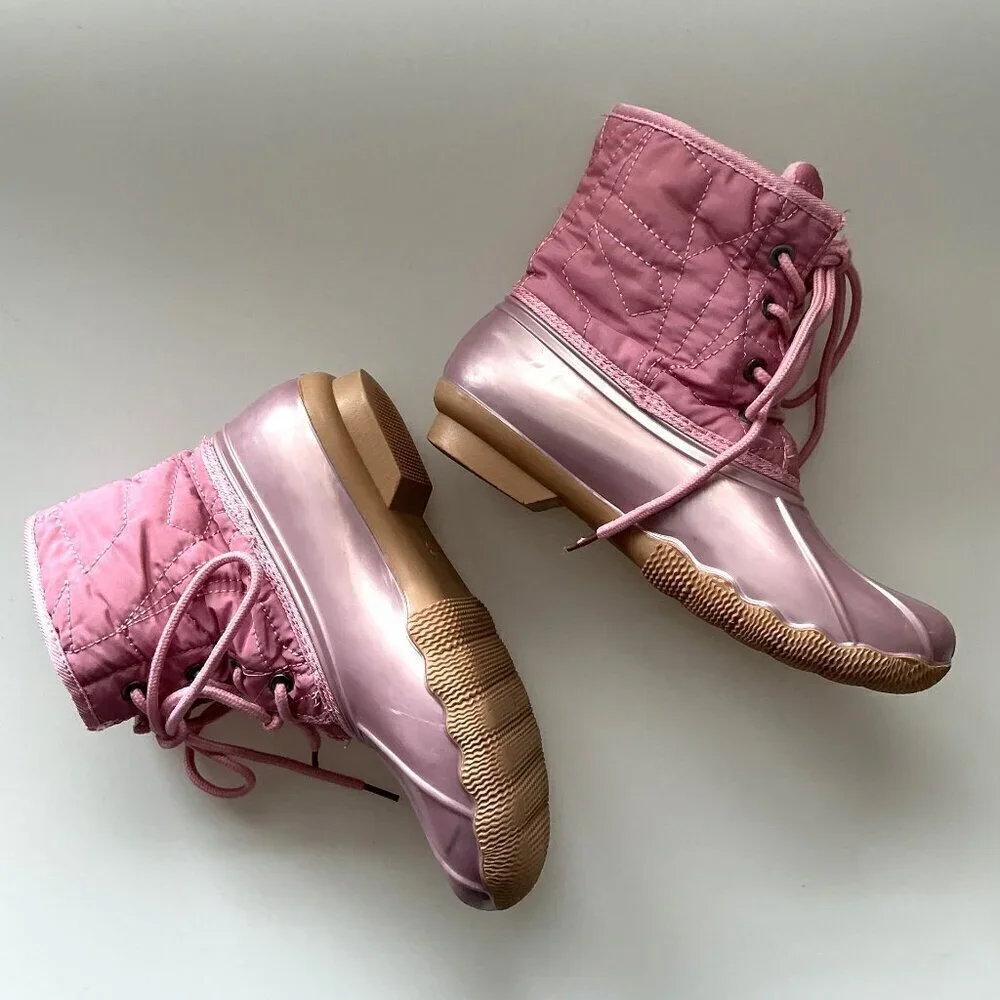 PINK DUCK BOOTS EUC (Flaw)